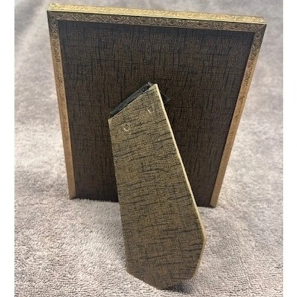 Vintage Gold Tone 5x7 Picture Frame Beaded Edge Brass Look Tabletop Decor